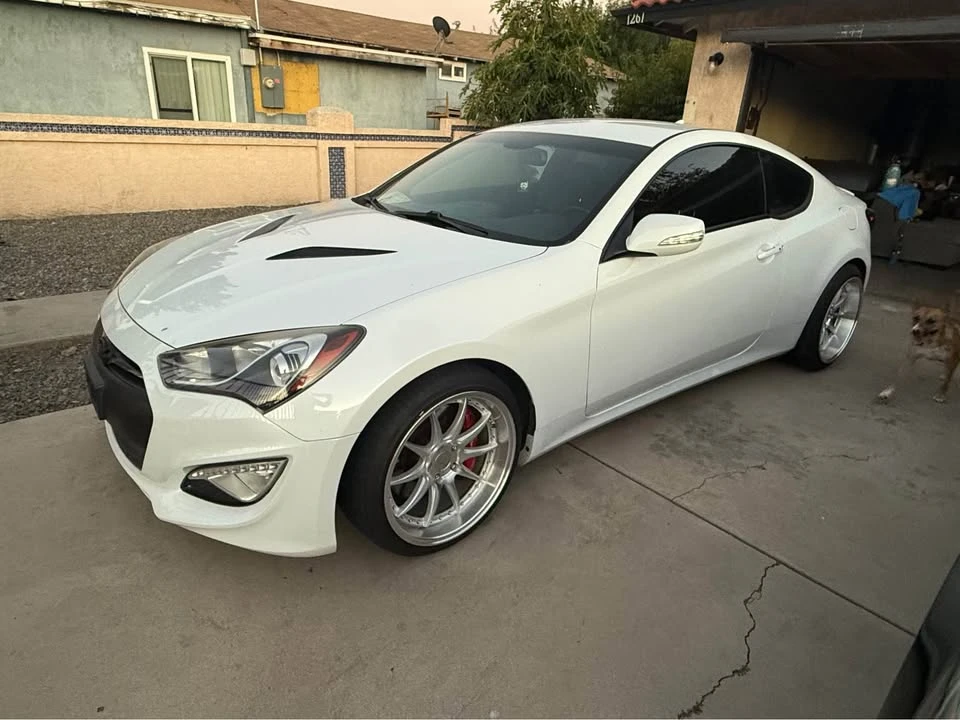 2015 Hyundai Genesis Coupe - Image 4 of 4