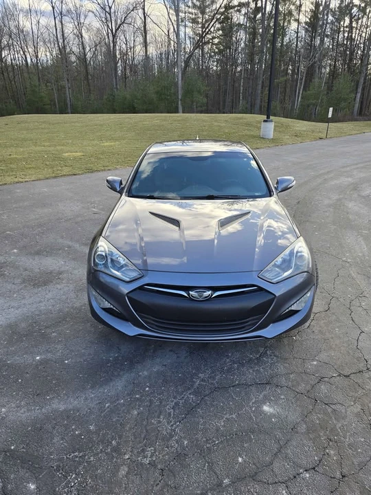 2015 Hyundai Genesis Coupe - Image 9 of 18