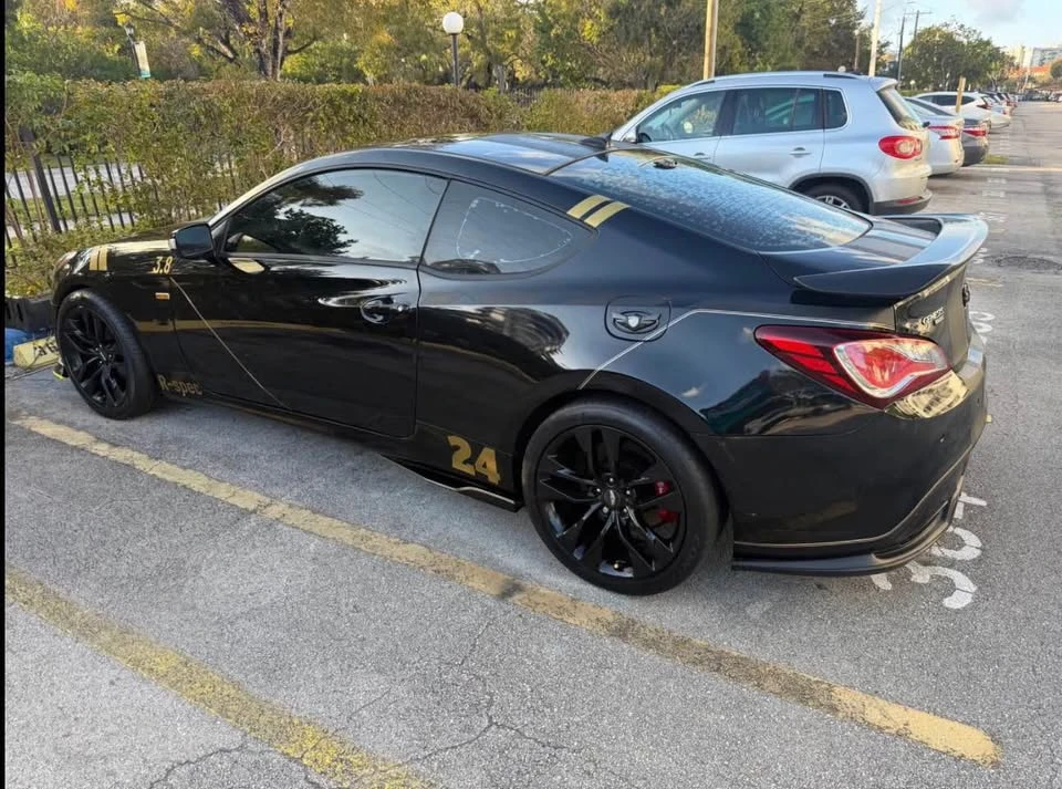 2015 Hyundai Genesis Coupe - Image 5 of 11