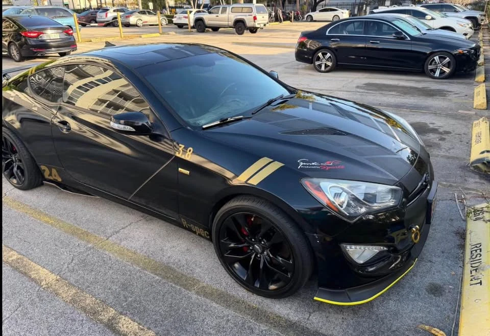 2015 Hyundai Genesis Coupe - Image 7 of 11