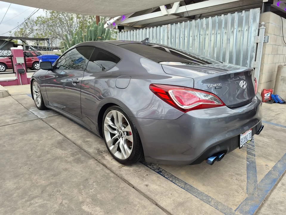 2015 Hyundai Genesis Coupe - Image 6 of 12