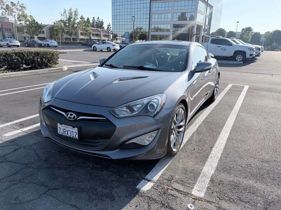 2015 Hyundai Genesis Coupe - Image 2 of 7