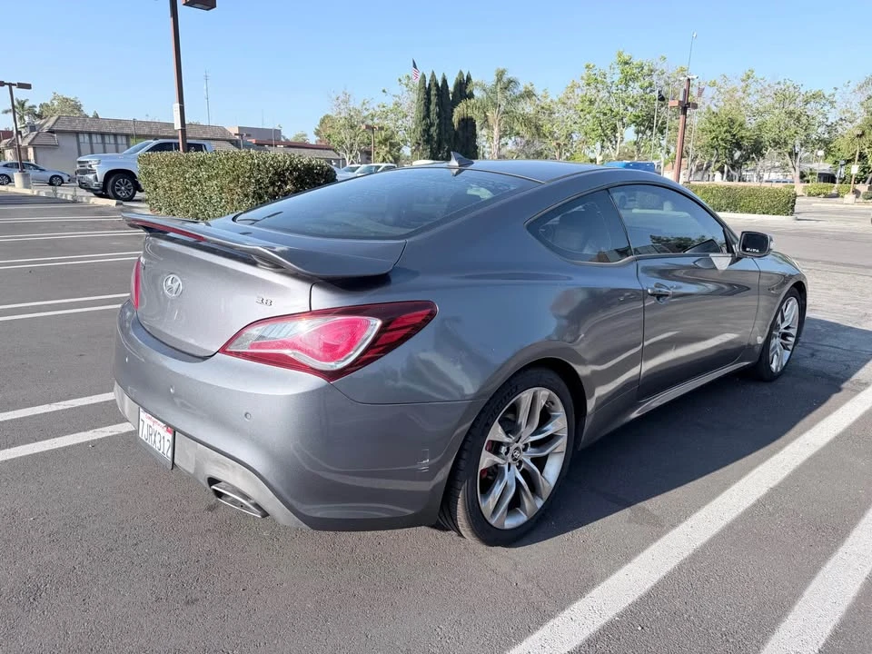 2015 Hyundai Genesis Coupe - Image 4 of 7