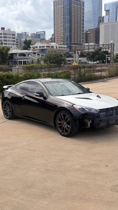 2015 Hyundai Genesis Coupe - Image 17 of 20