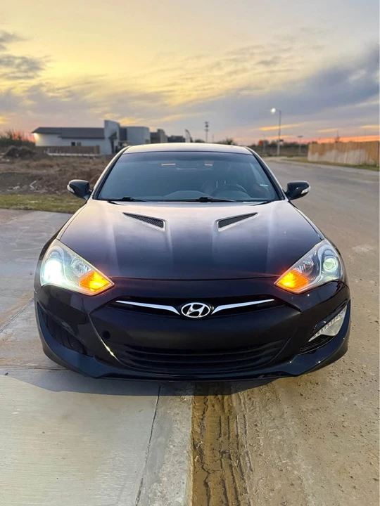 2015 Hyundai Genesis Coupe - Image 3 of 7