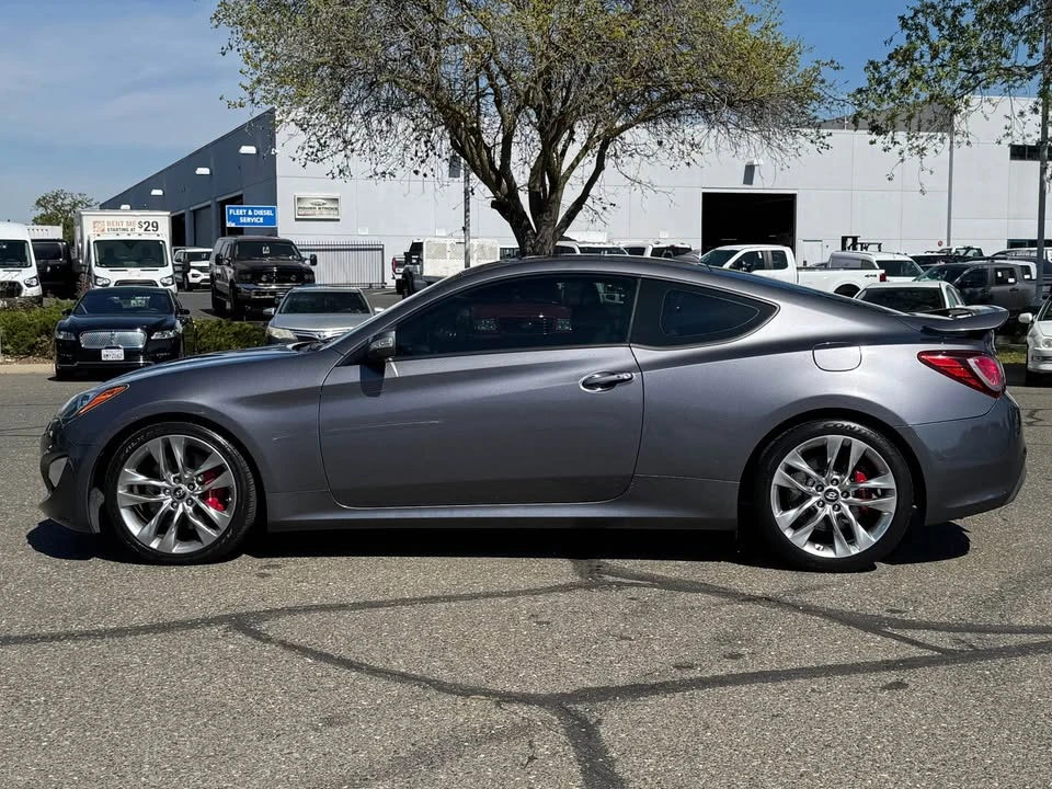 2015 Hyundai Genesis Coupe - Image 5 of 12