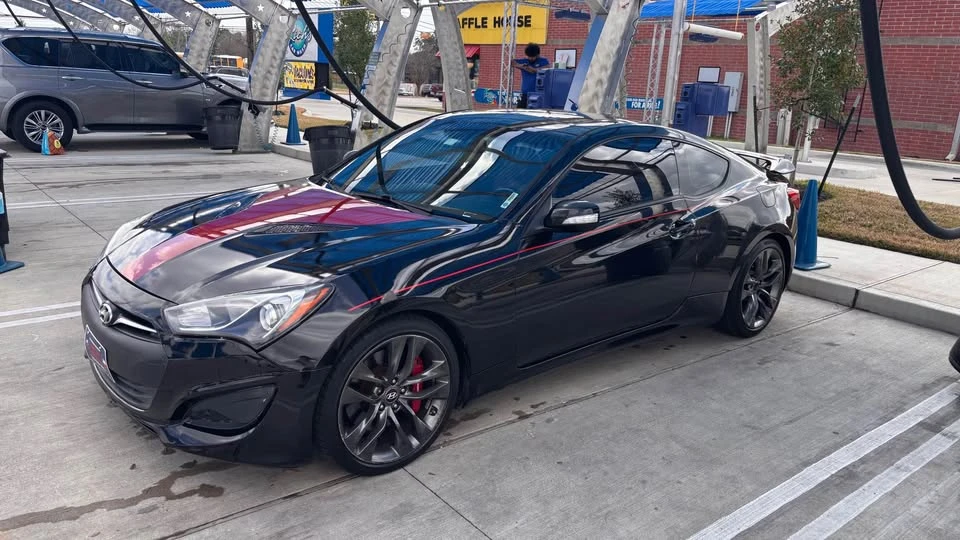 2015 Hyundai Genesis Coupe - Image 14 of 17