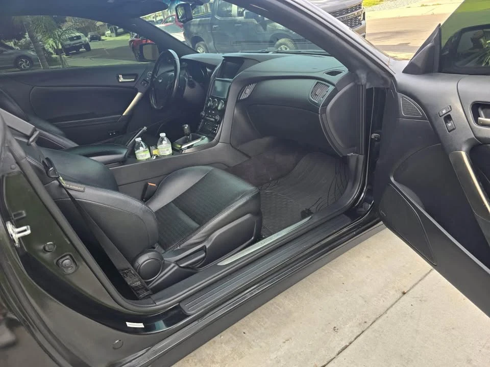 2015 Hyundai Genesis Coupe - Image 3 of 9