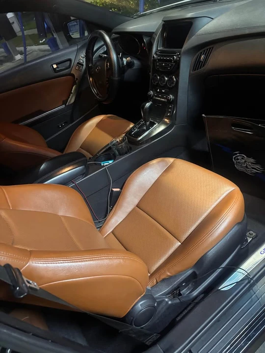 2015 Hyundai Genesis Coupe - Image 11 of 17