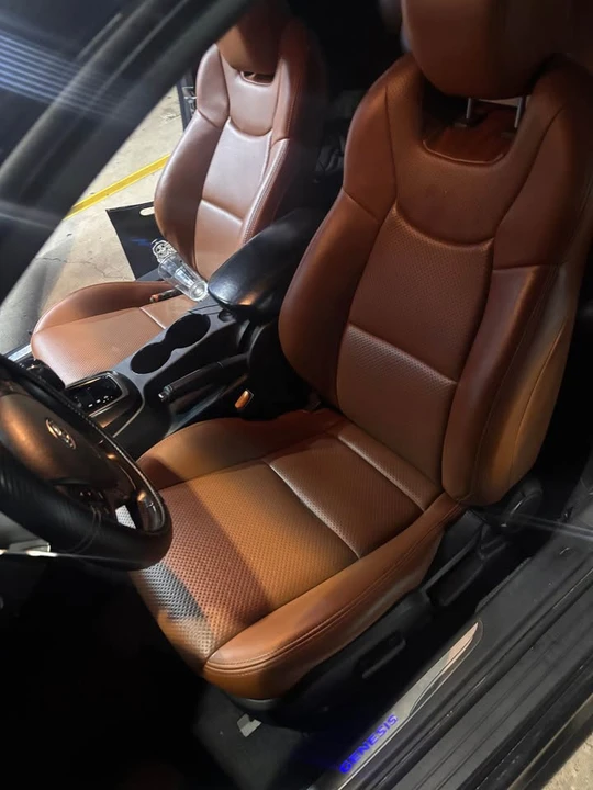 2015 Hyundai Genesis Coupe - Image 16 of 17