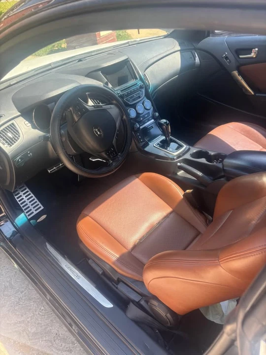 2015 Hyundai Genesis Coupe - Image 7 of 18