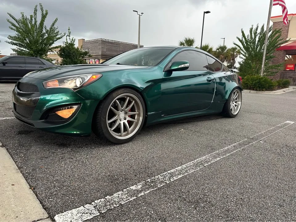 2015 Hyundai Genesis Coupe - Image 2 of 5