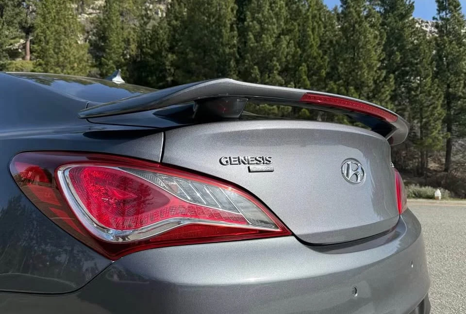 2015 Hyundai Genesis Coupe - Image 6 of 8