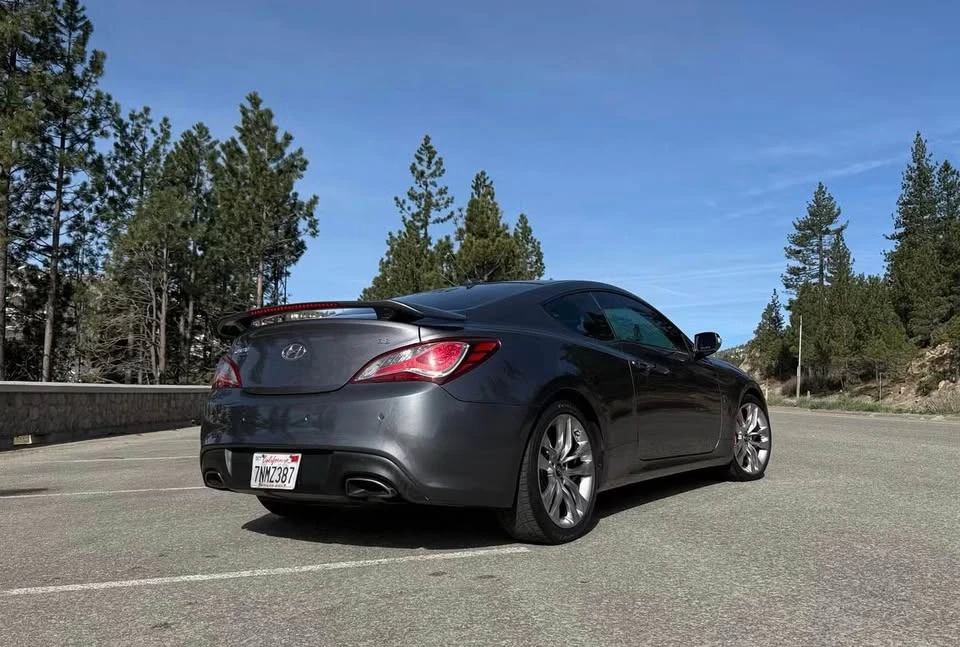 2015 Hyundai Genesis Coupe - Image 5 of 8