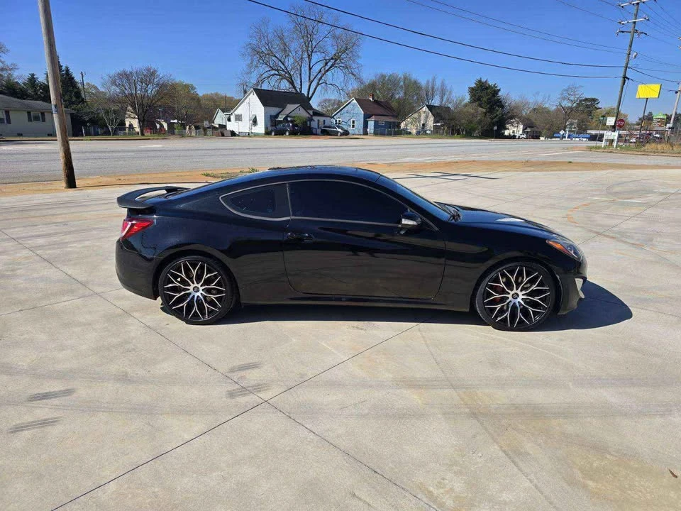 2015 Hyundai Genesis Coupe - Image 3 of 20