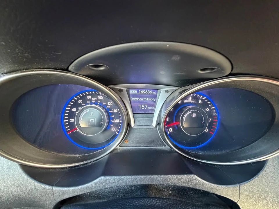 2015 Hyundai Genesis Coupe - Image 13 of 18