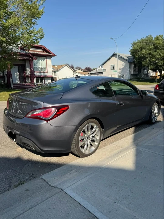 2015 Hyundai Genesis Coupe - Image 6 of 17