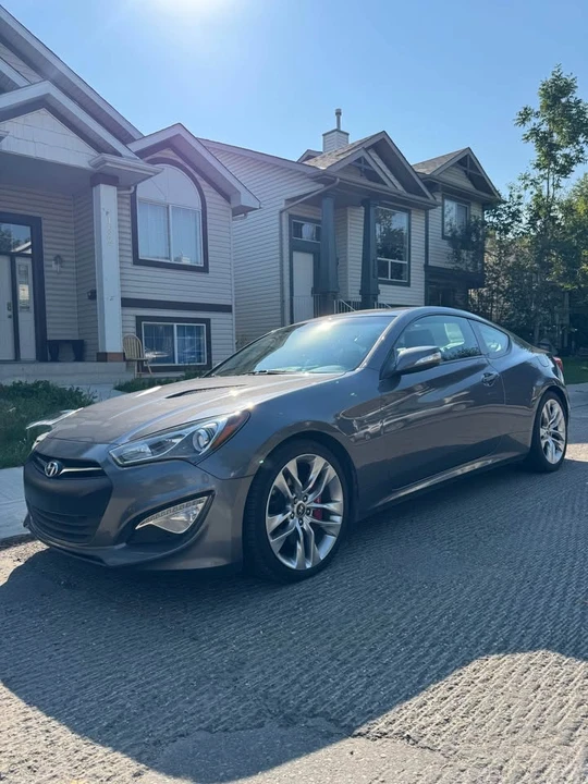 2015 Hyundai Genesis Coupe - Image 3 of 17