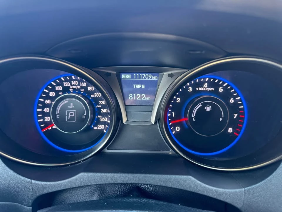 2015 Hyundai Genesis Coupe - Image 15 of 17