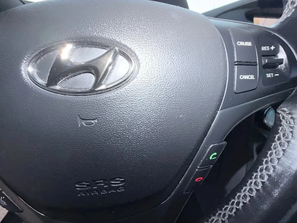 2015 Hyundai Genesis Coupe - Image 19 of 20