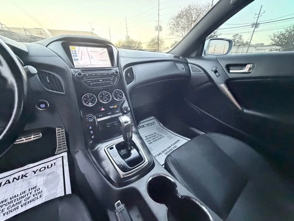 2015 Hyundai Genesis Coupe - Image 17 of 20