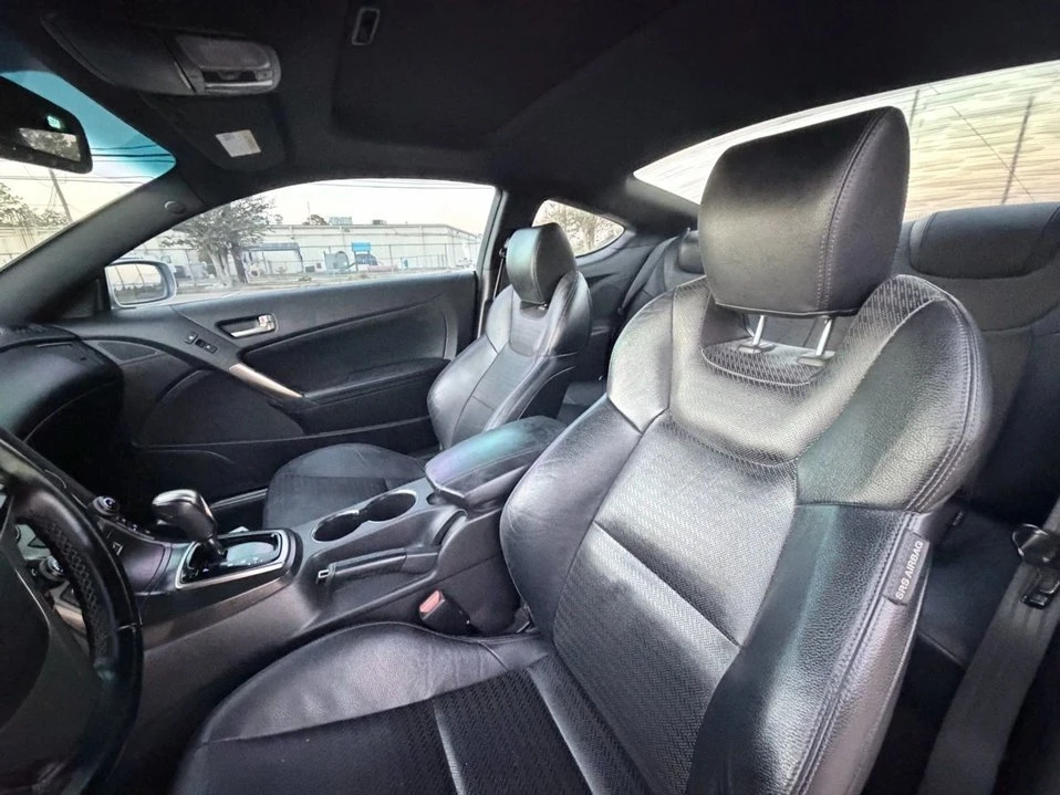 2015 Hyundai Genesis Coupe - Image 3 of 20
