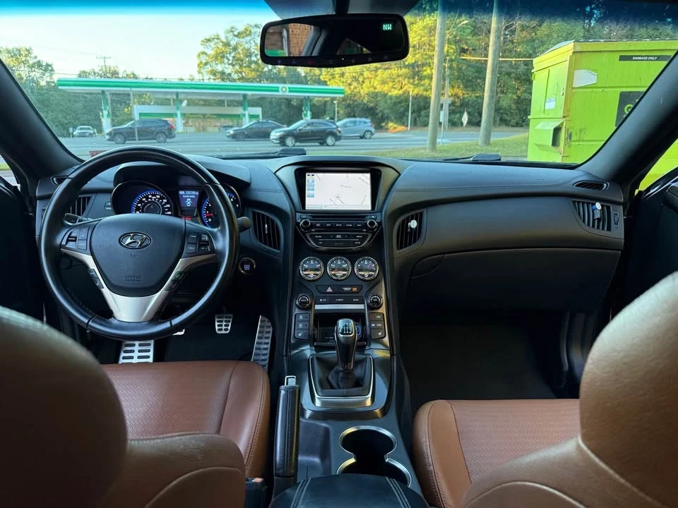 2015 Hyundai Genesis Coupe - Image 17 of 17