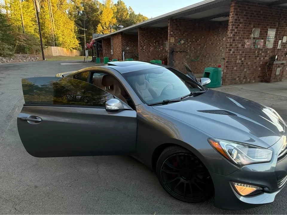 2015 Hyundai Genesis Coupe - Image 14 of 17