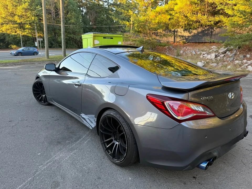 2015 Hyundai Genesis Coupe - Image 13 of 17
