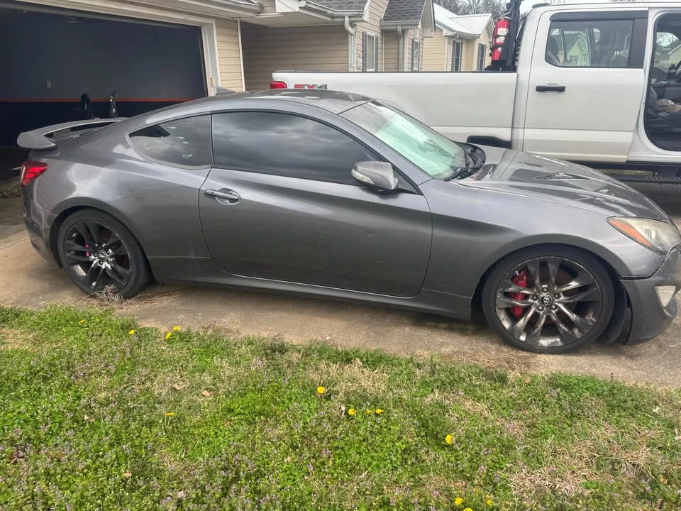 2015 Hyundai Genesis Coupe - Image 3 of 4