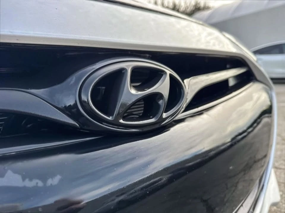 2015 Hyundai Genesis Coupe - Image 9 of 20