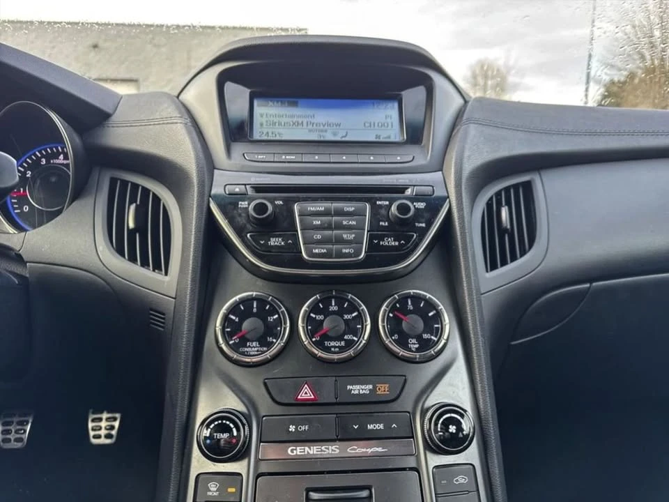 2015 Hyundai Genesis Coupe - Image 17 of 20