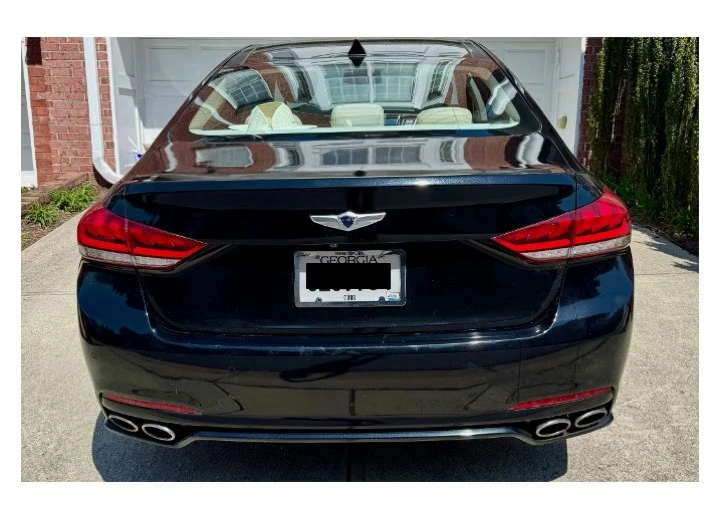 2015 Hyundai Genesis - Image 5 of 9