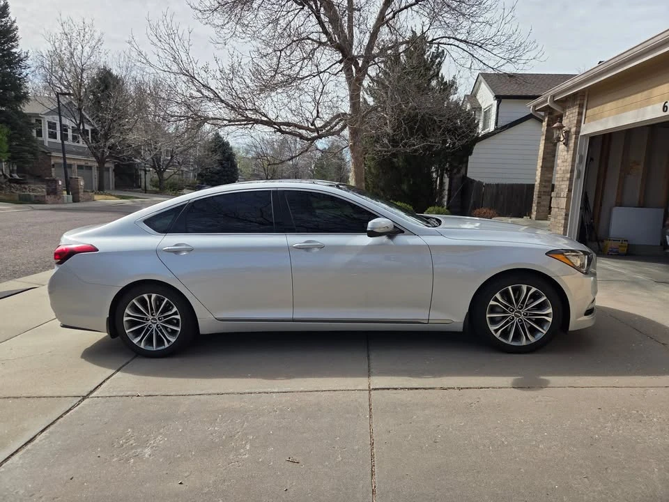 2015 Hyundai Genesis - Image 3 of 19