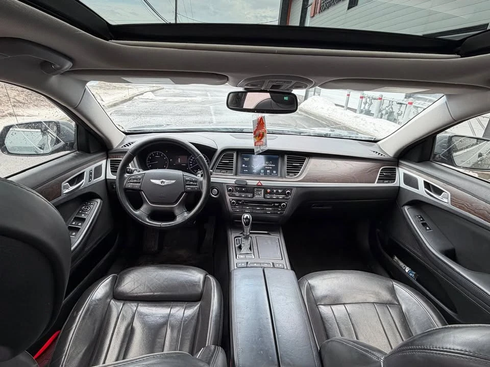 2015 Hyundai Genesis - Image 9 of 11