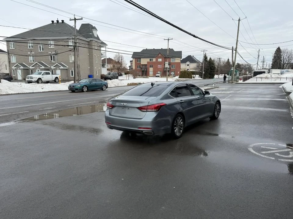 2015 Hyundai Genesis - Image 5 of 11