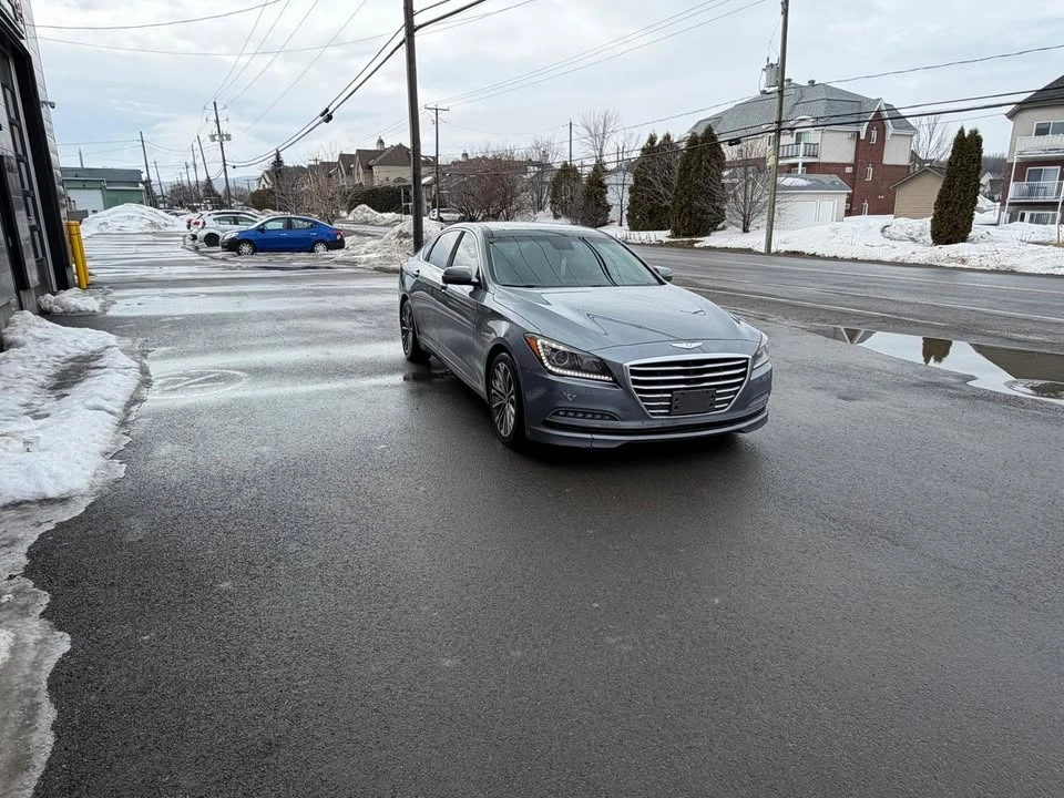 2015 Hyundai Genesis - Image 7 of 11