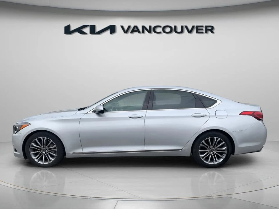 2015 Hyundai Genesis - Image 8 of 9