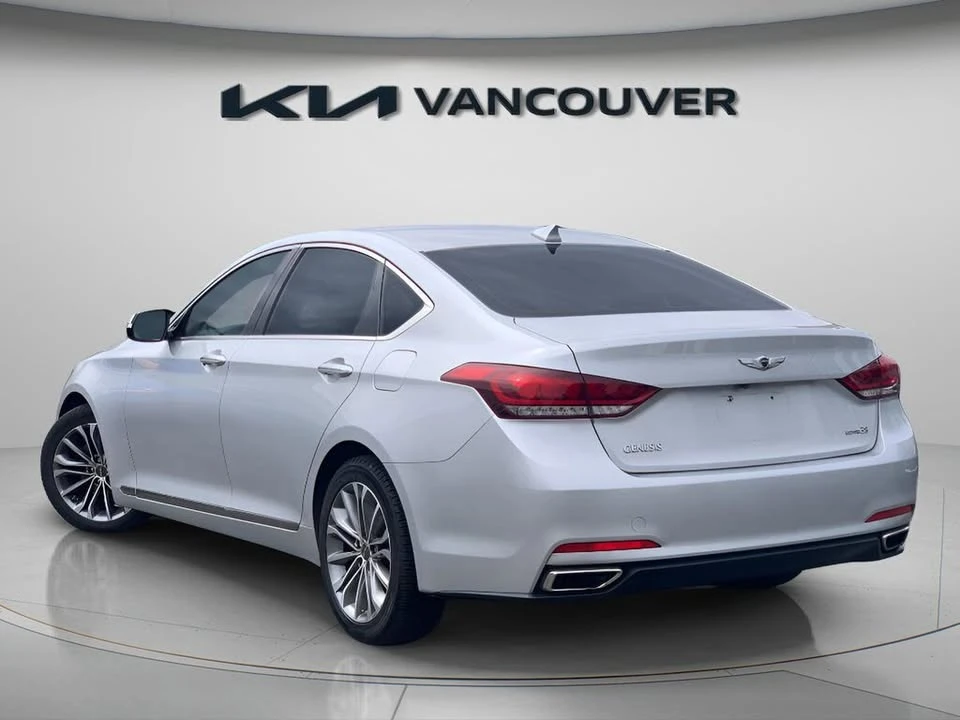 2015 Hyundai Genesis - Image 9 of 9