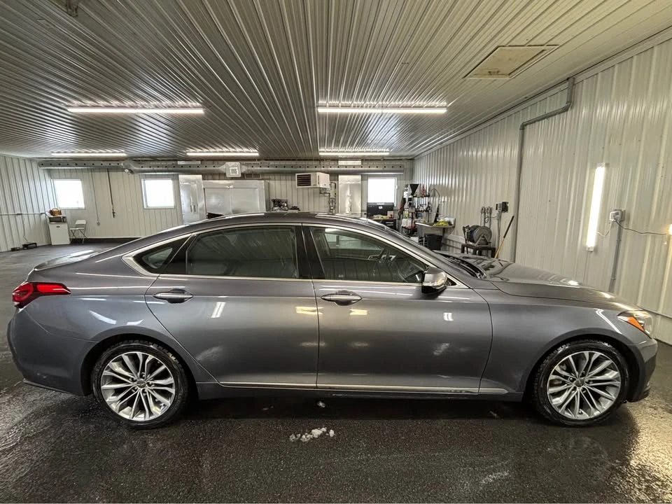 2015 Hyundai Genesis - Image 2 of 16