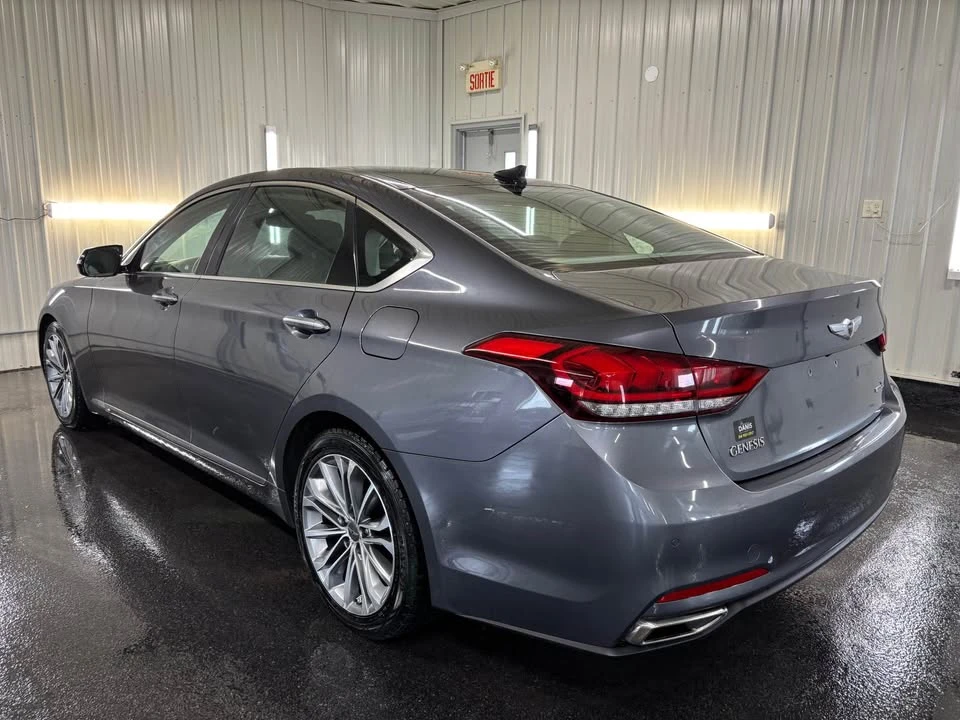 2015 Hyundai Genesis - Image 5 of 16