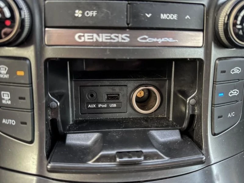 2015 Hyundai Genesis Coupe - Image 20 of 20