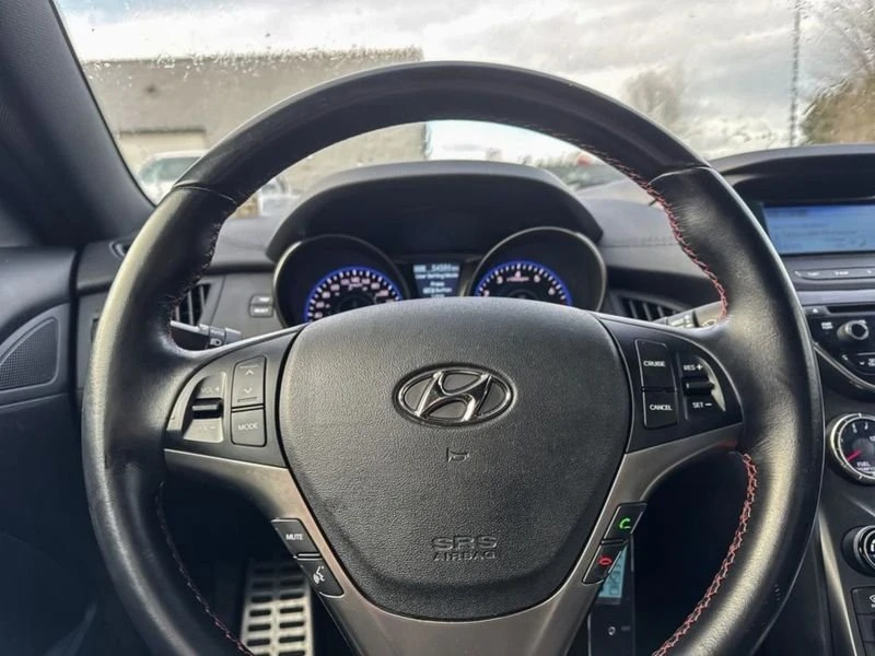 2015 Hyundai Genesis Coupe - Image 9 of 20