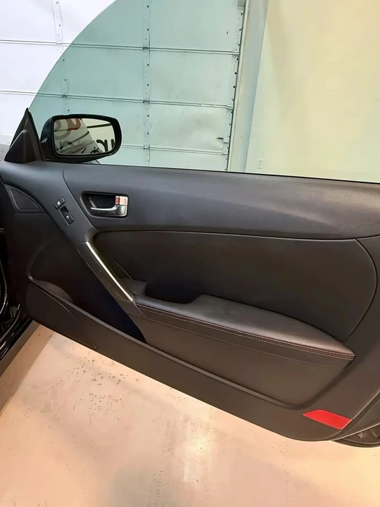 2015 Hyundai Genesis Coupe - Image 16 of 19