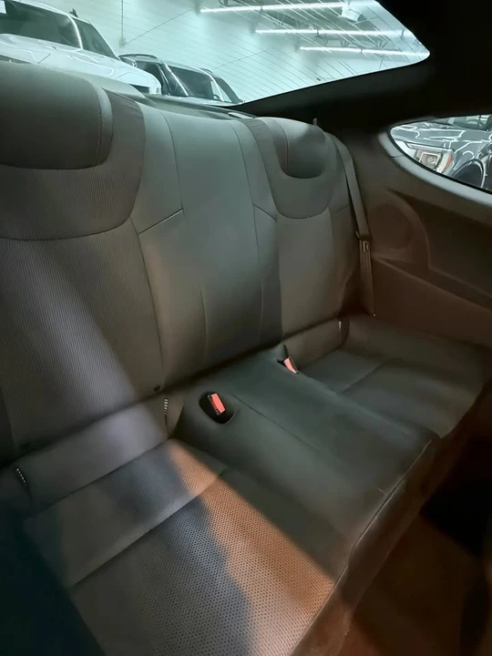 2015 Hyundai Genesis Coupe - Image 19 of 19