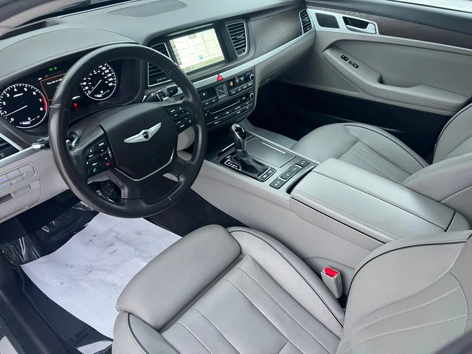 2015 Hyundai Genesis - Image 9 of 20