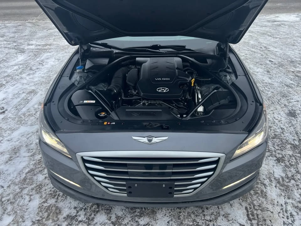 2015 Hyundai Genesis - Image 19 of 20