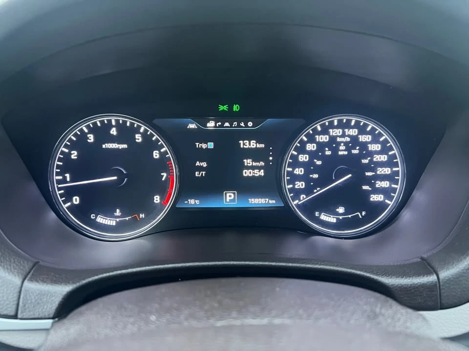 2015 Hyundai Genesis - Image 11 of 20