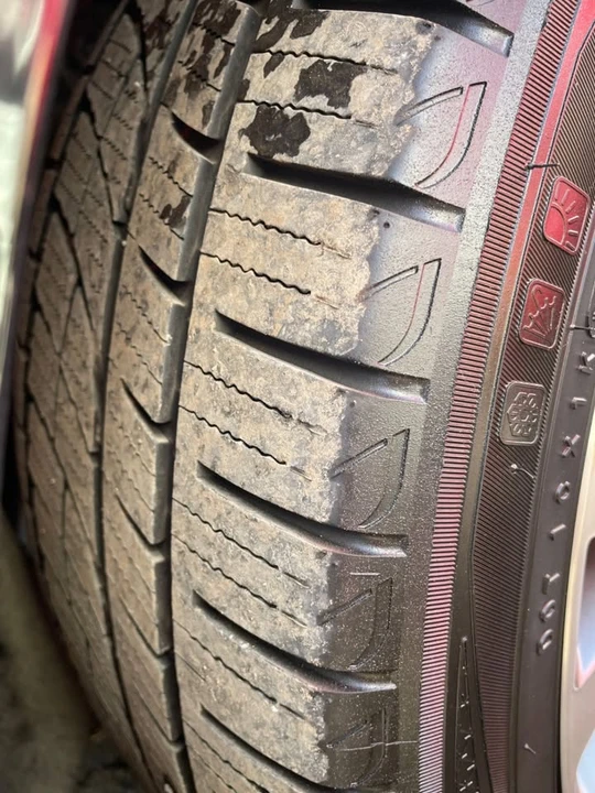 2015 Hyundai Genesis - Image 19 of 20
