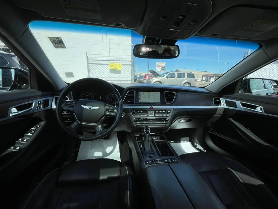2015 Hyundai Genesis - Image 15 of 20